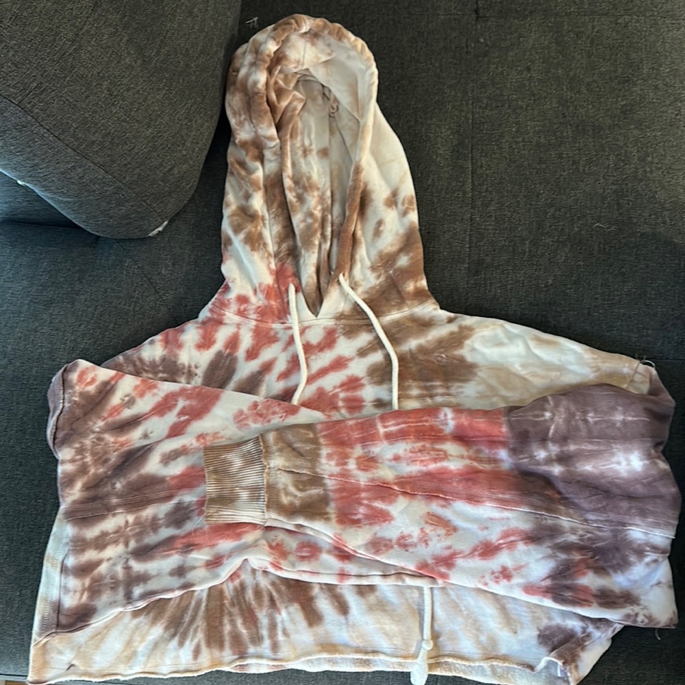 Cropped hoodie